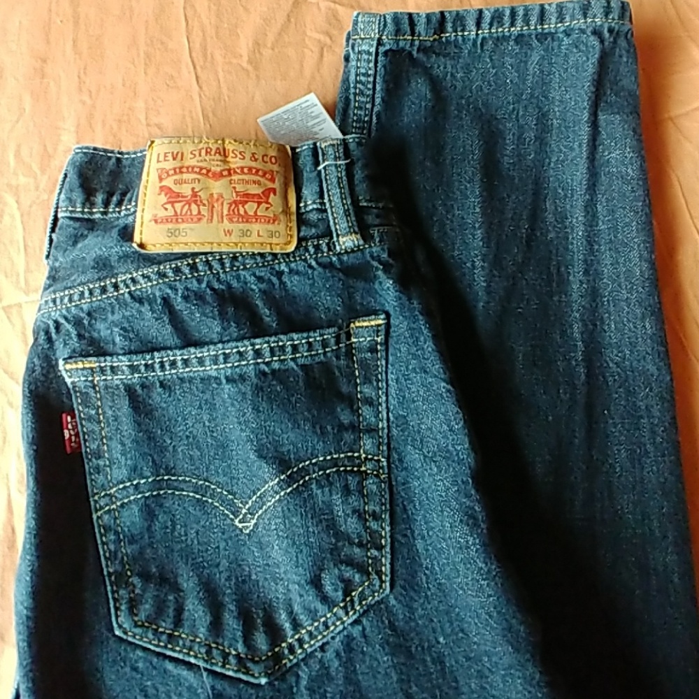 Levi 505 blue jeans 30x30
